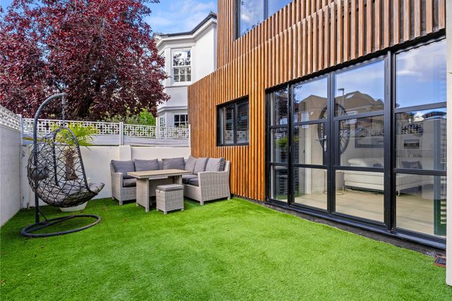 Frewin Road, London SW18 4 bed house for sale