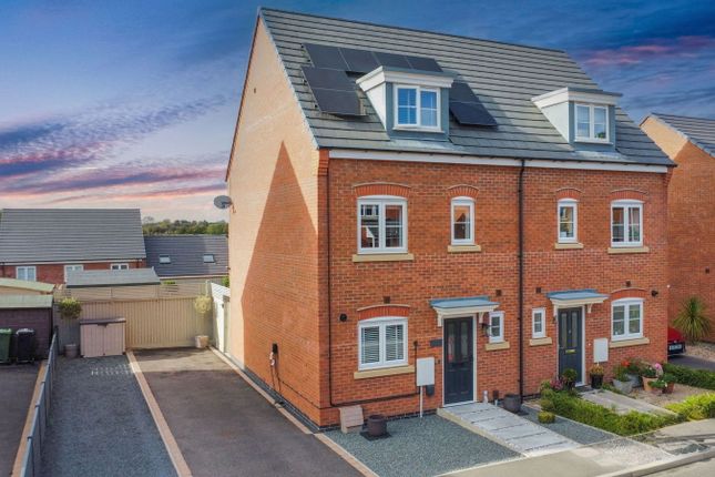 Corcoran Close, Shepshed LE12 3 bed semi