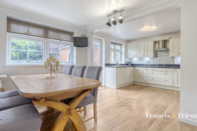 Badgers Mount, Orsett Heath, RM16 4 bed detached house for sale