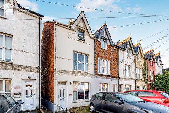 4 bedroom terraced house for sale