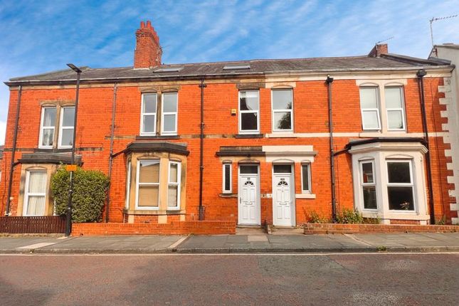 7 bedroom terraced house for sale