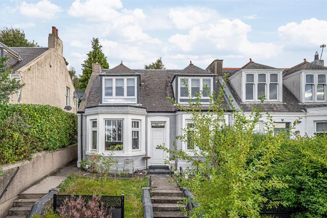 127 Rose Street, Dunfermline, KY12 0QT 3 bed flat for sale