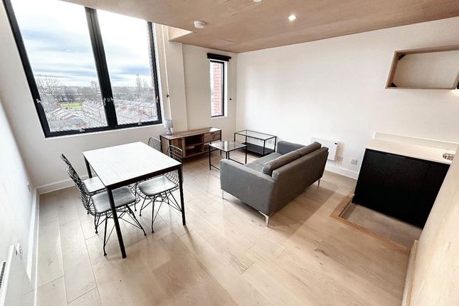 Sky Gardens, Spinners Way 2 bed apartment for sale