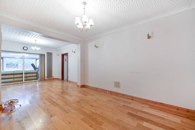 Francis Road, Hounslow, TW4 6 bed end of terrace house for sale