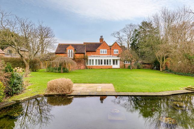 7 bed detached house