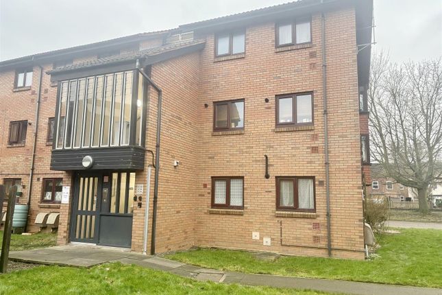 Staveley Court, Loughborough LE11 1 bed flat for sale