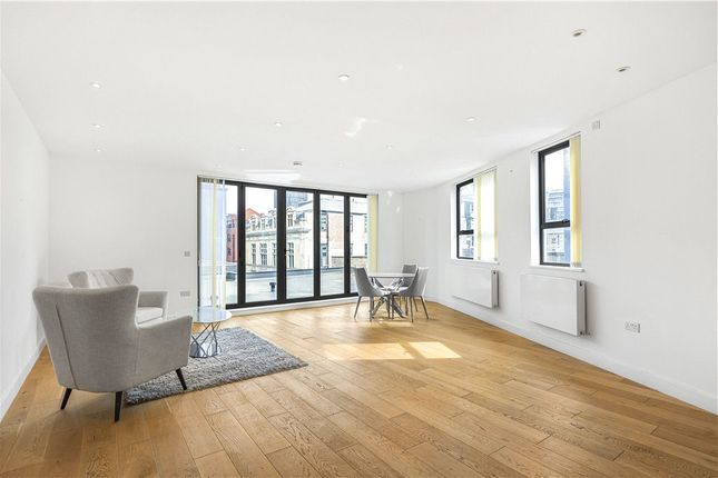 Peerless Street, London, EC1V 2 bed apartment for sale