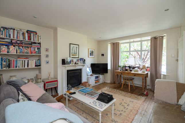 Vincent Lane, Dorking 2 bed end of terrace house for sale