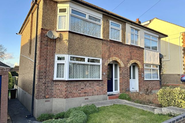 Knightbridge Walk, Billericay CM12 3 bed semi