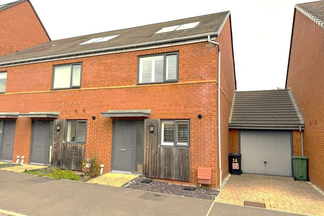 Barbados Road, Bordon GU35 2 bed end of terrace house for sale