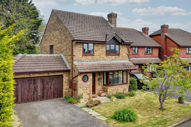 4 bed detached house