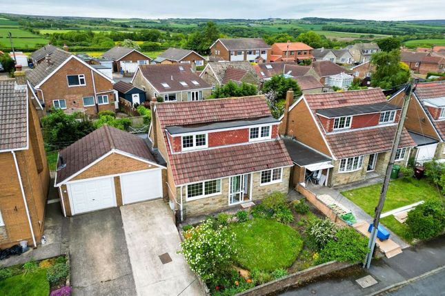 9 Mulgrave View, Stainsacre 3 bed detached bungalow for sale