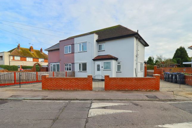 Weyburn Drive, Ramsgate 3 bed semi