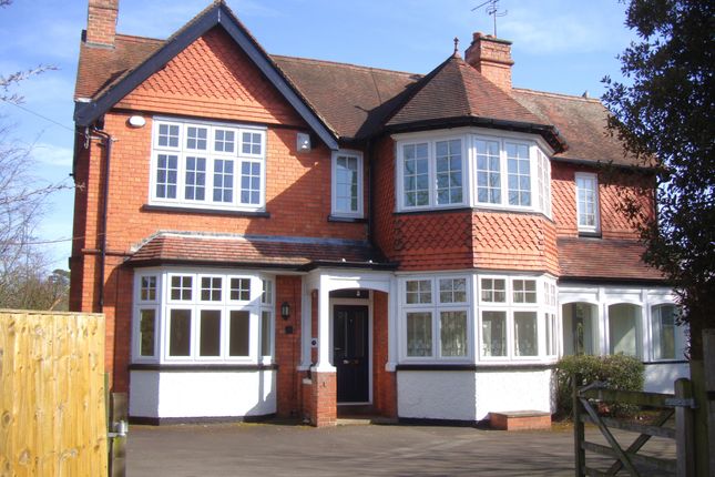 4 bed detached house