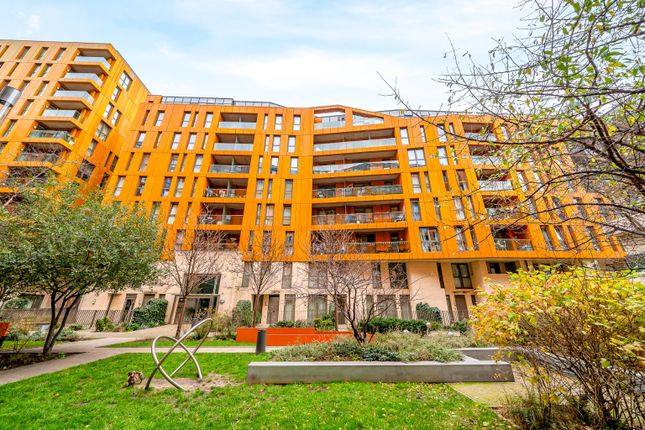 Garda House, London SE10 2 bed flat for sale