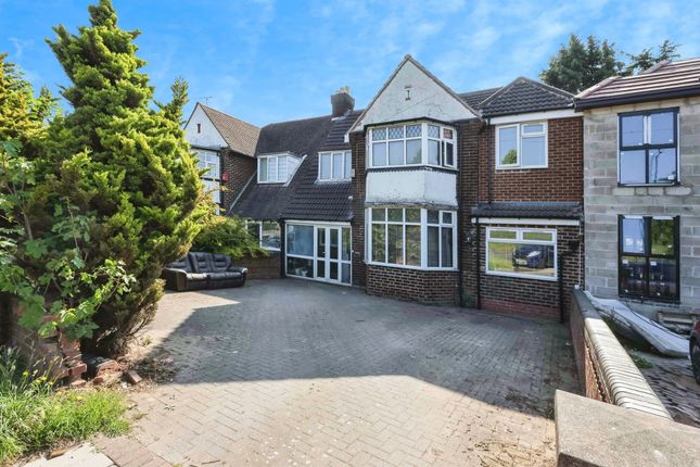 5 bedroom semi-detached house for sale