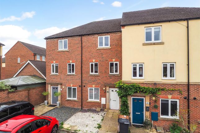 Barley Road, Andover 4 bed terraced house for sale