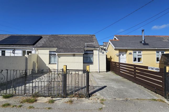 2 bedroom terraced bungalow for sale