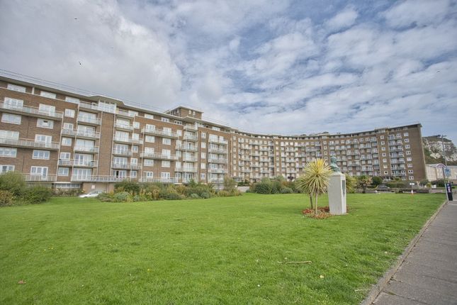 The Gateway, Dover, Kent, CT16 2 bed flat for sale