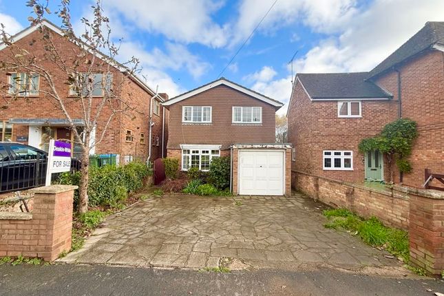 4 bed detached house