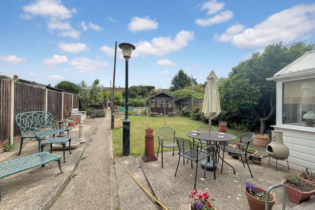 Cambridge Road, Sittingbourne ME10 3 bed semi