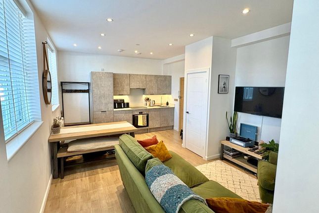 Wimbledon Chase 1 bed apartment for sale