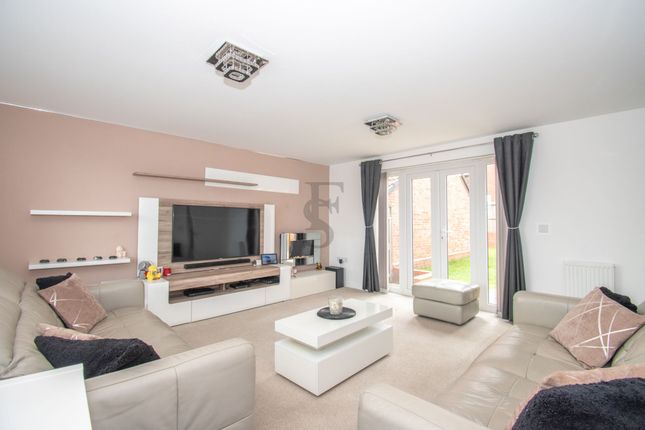 Wadsworth Avenue, Hamilton 4 bed detached house for sale