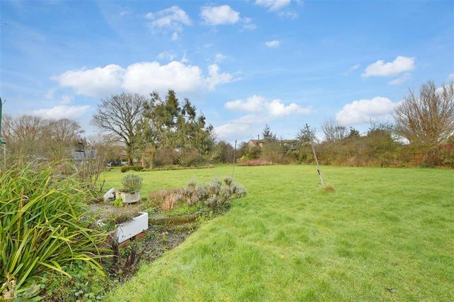 3 bed detached bungalow
