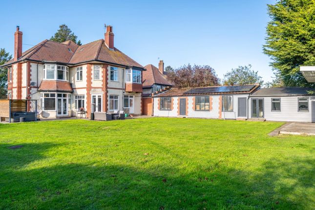 Kingsgate, Bridlington 6 bed detached house for sale