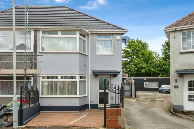 3 bedroom semi-detached house for sale