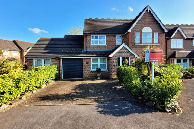 The Wickets, Ashford TW15 5 bed detached house for sale