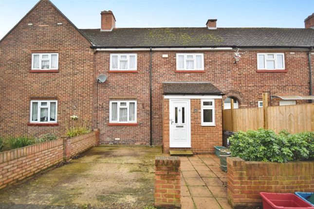 Hornbeam Crescent, Brentford 2 bed terraced house for sale