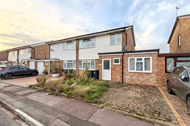 Chaffinch Road, Eastbourne 4 bed semi