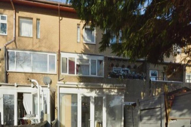 5 bed terraced house