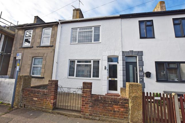 Henry Street, Rainham, Gillingham 2 bed terraced house for sale