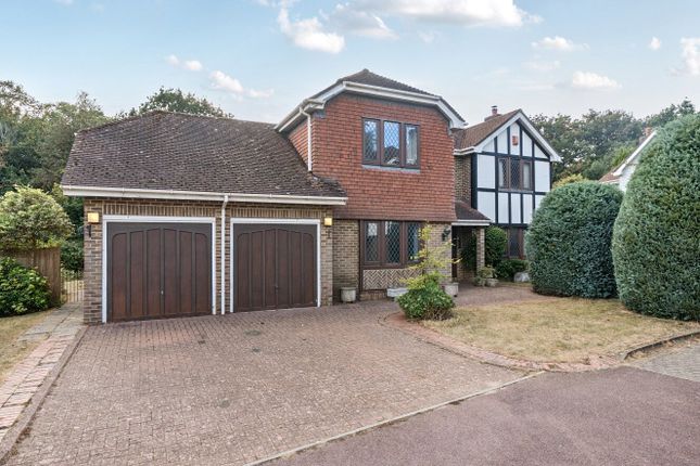 Saxon Place, Lymington  SO41 4 bed detached house for sale