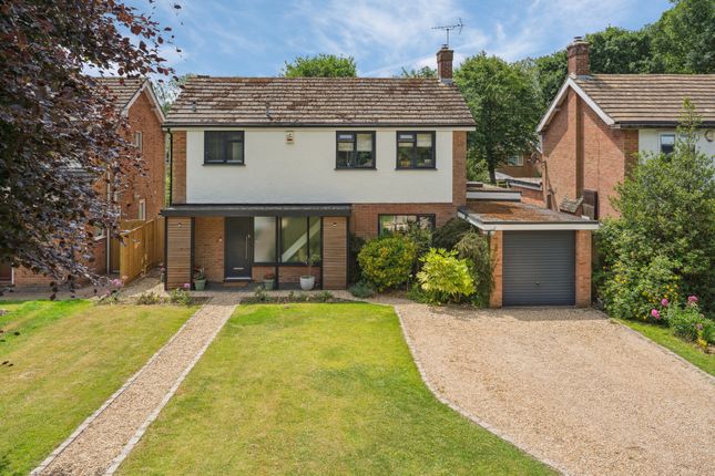 Ash Grove, Amersham 4 bed detached house for sale