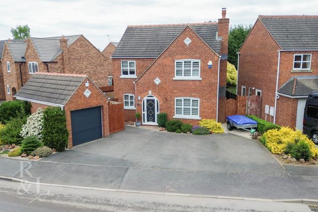 Oak Close, Castle Gresley, Swadlincote 4 bed detached house for sale