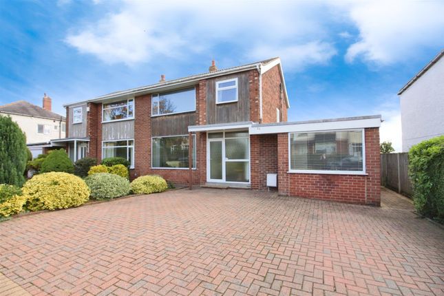 3 bedroom semi-detached house for sale