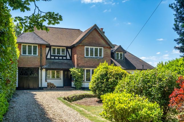 6 bedroom detached house for sale