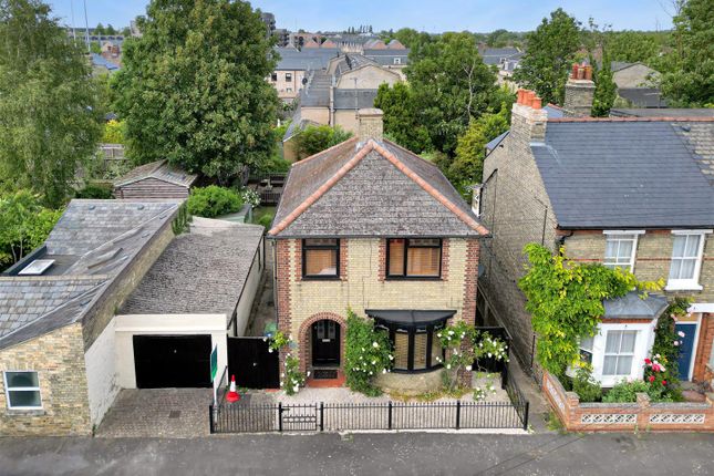 Wetenhall Road, Cambridge CB1 3 bed detached house for sale