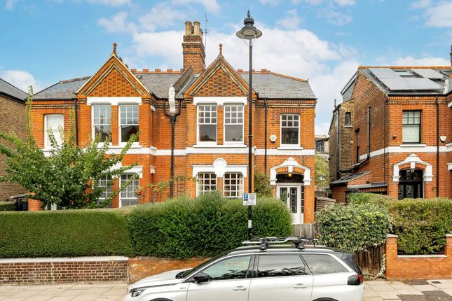 Tytherton Road, London N19 4 bed house for sale