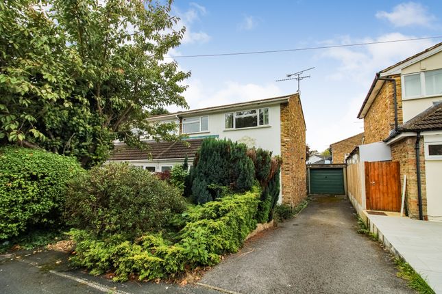 Baird Road,  Farnborough, GU14 3 bed semi