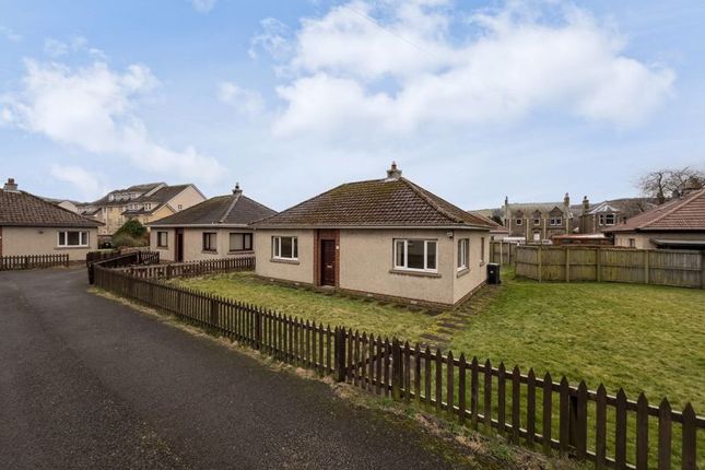 59 Miller Street, Innerleithen, EH44 6QR 2 bed detached bungalow for sale