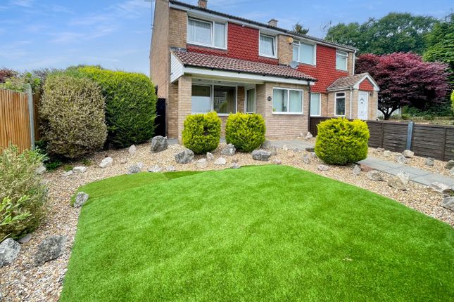 Handcross Road, Luton, Bedfordshire... 3 bed end of terrace house for sale