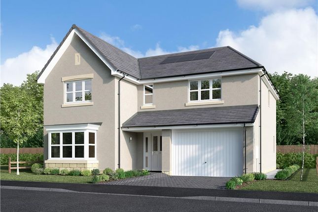 5 bed detached house