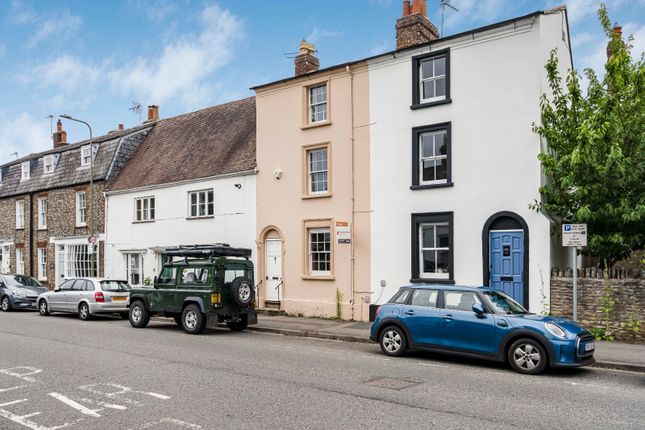 High Street, Oxfordshire OX9 3 bed terraced house for sale