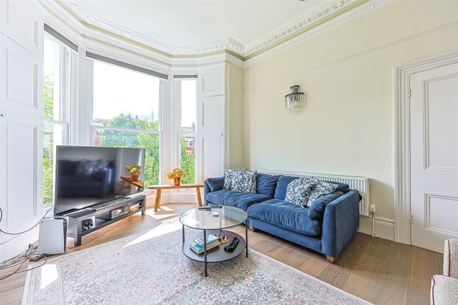3 bedroom maisonette for sale