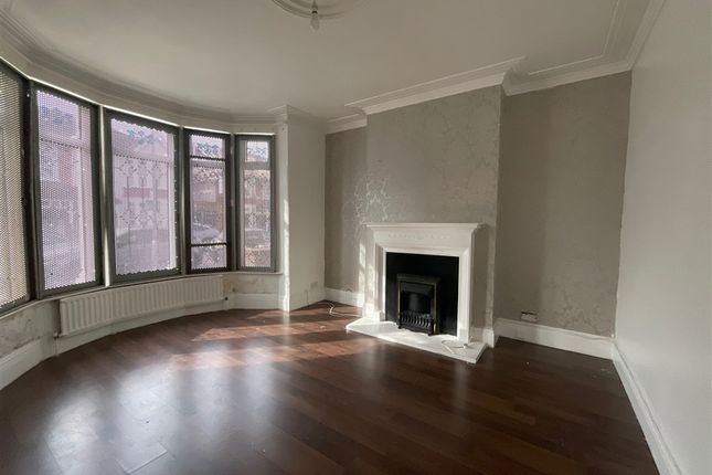 4 bed terraced house