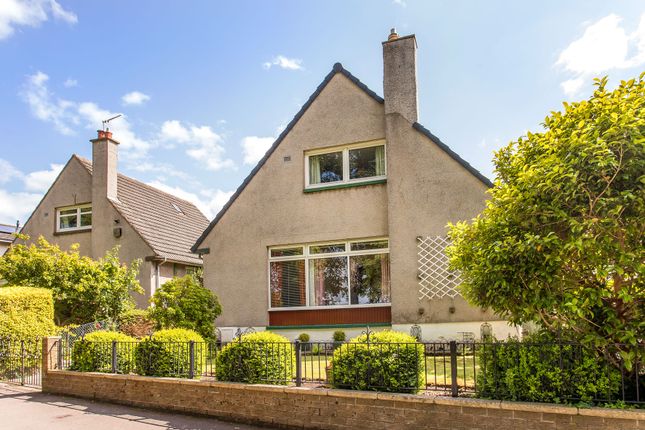 31 Camus Avenue, Fairmilehead... 3 bed detached villa for sale